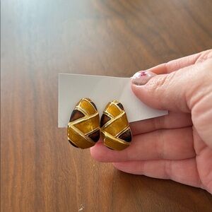 Vintage gold and brown earrings